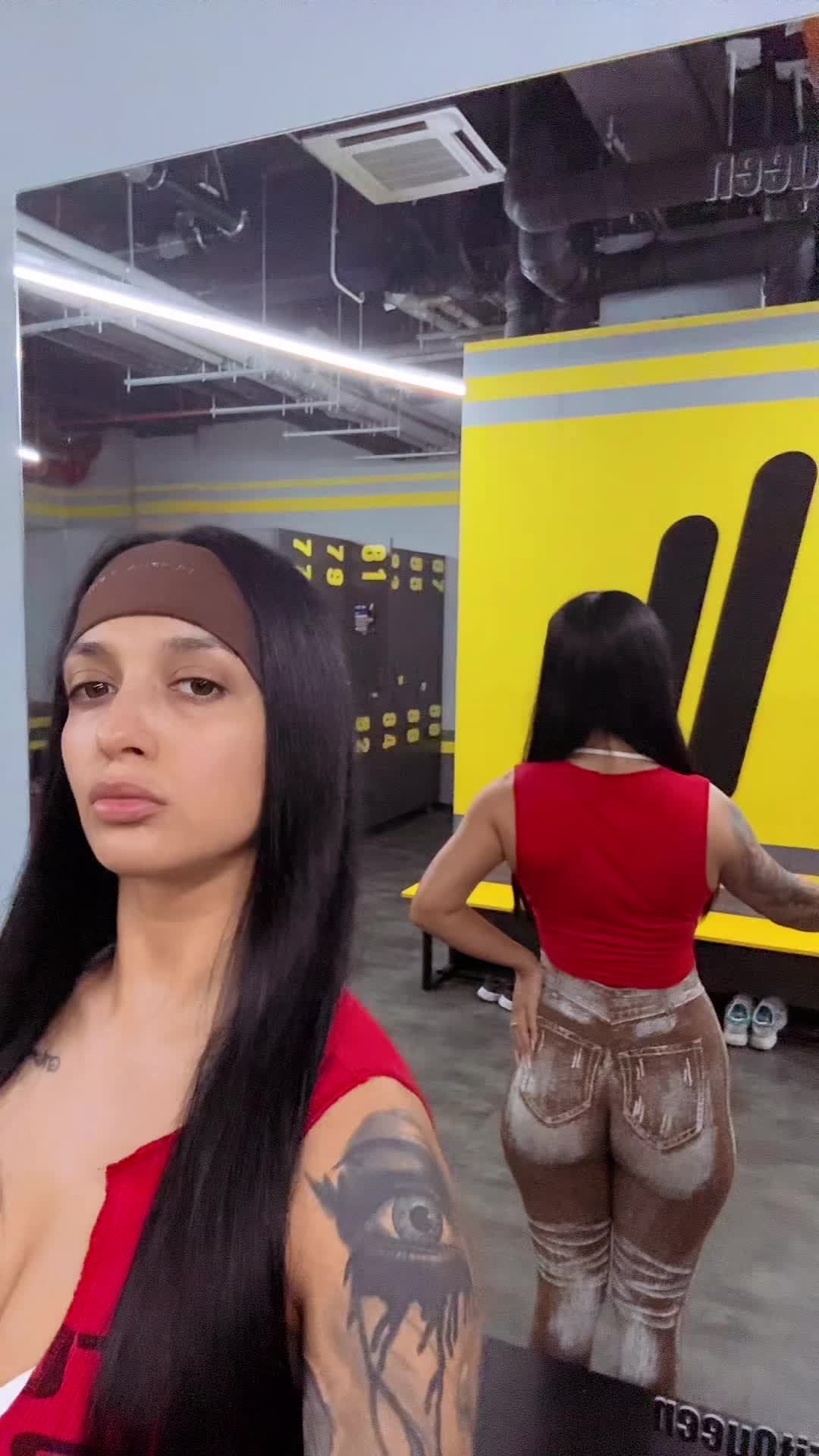 @Ioana Elenna
