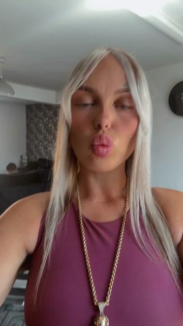 @Blondieeeee👸🏼 ☘️