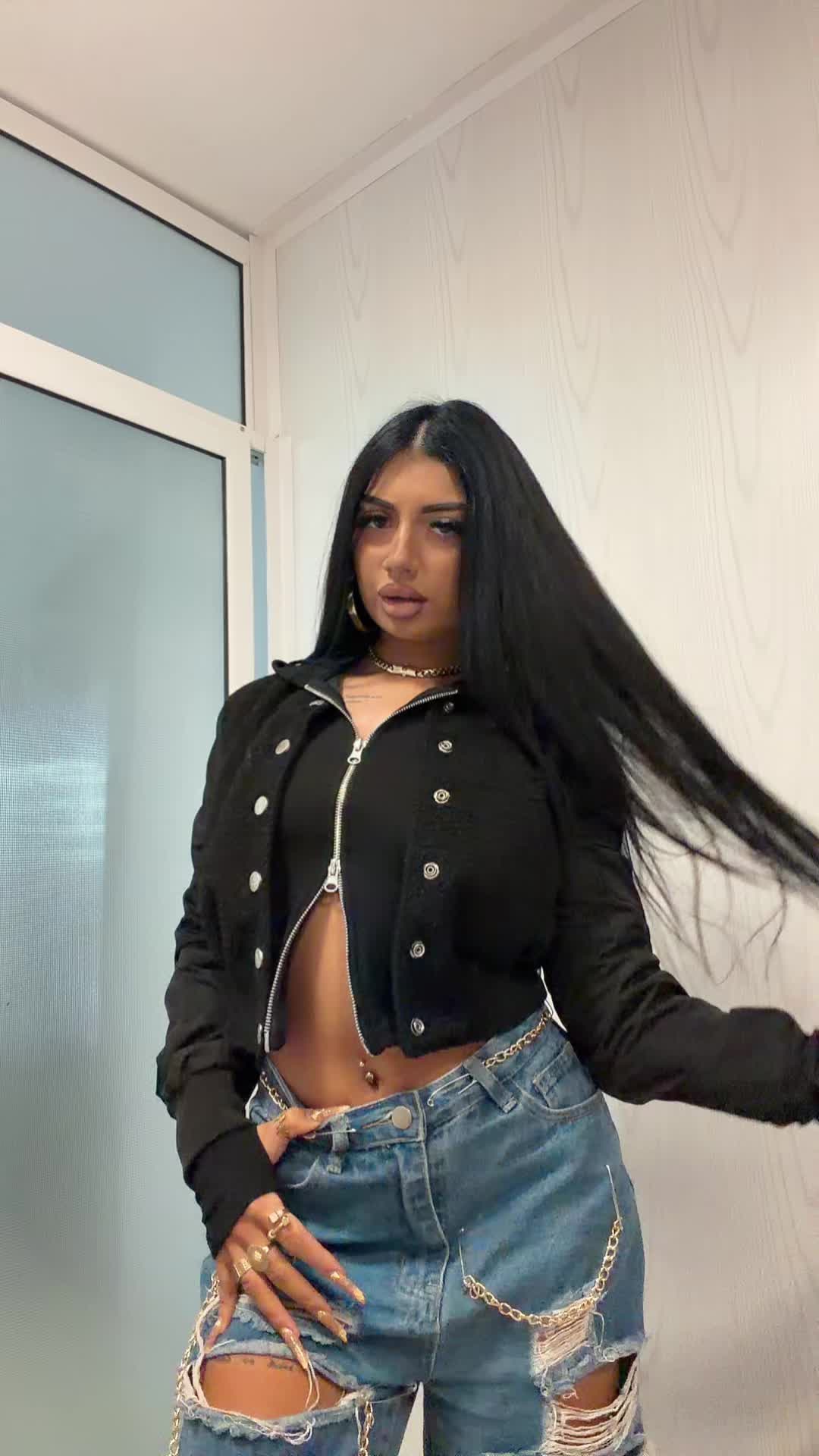 @bibi