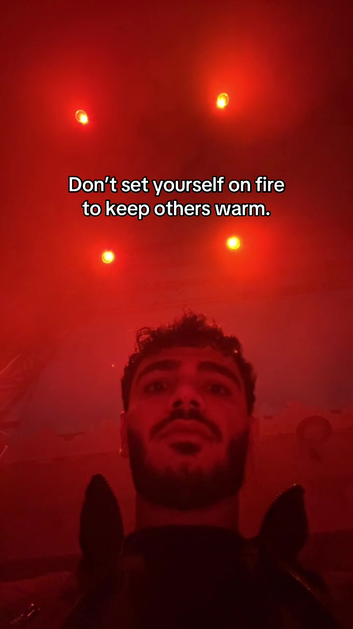@bigdealmo