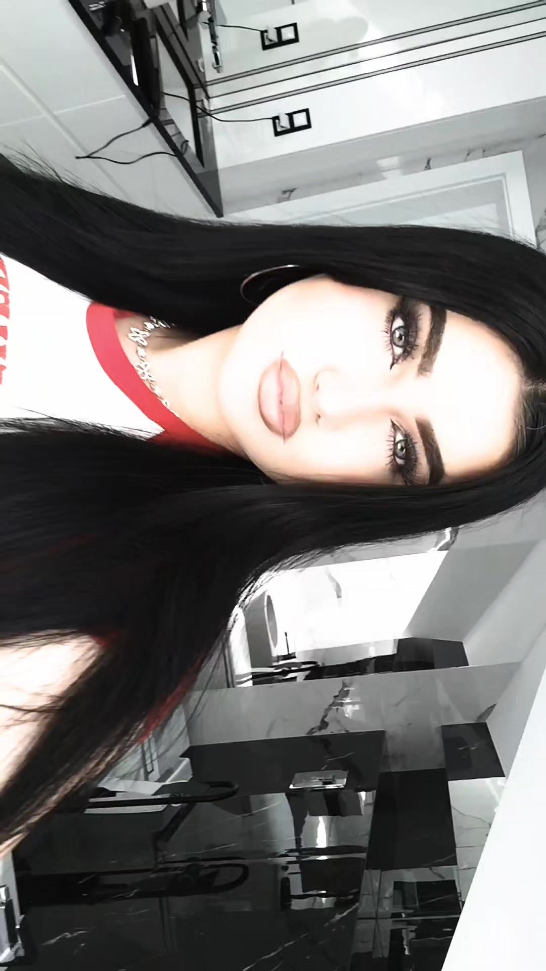 @majkaakrynska