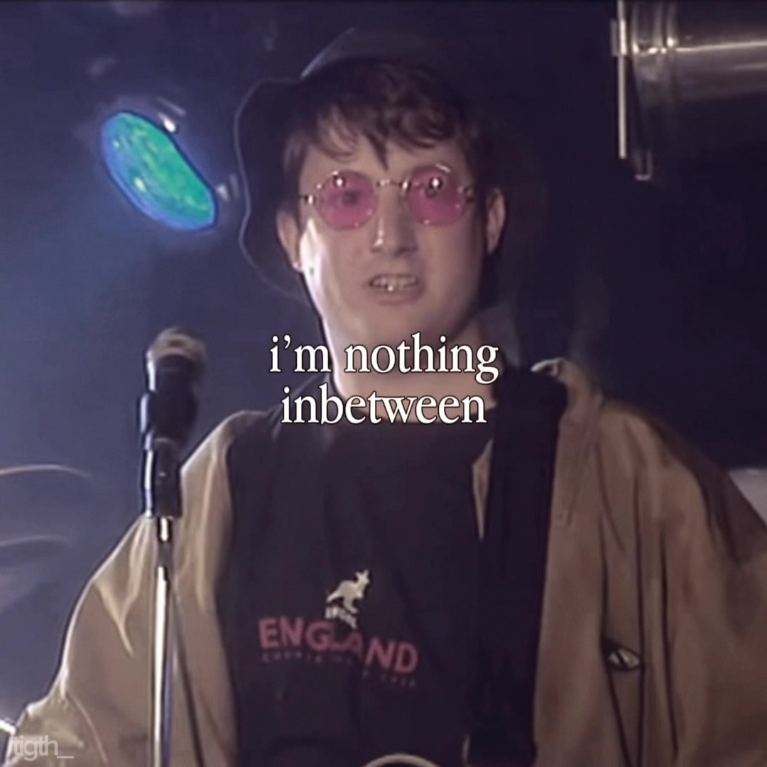 @q ⚢