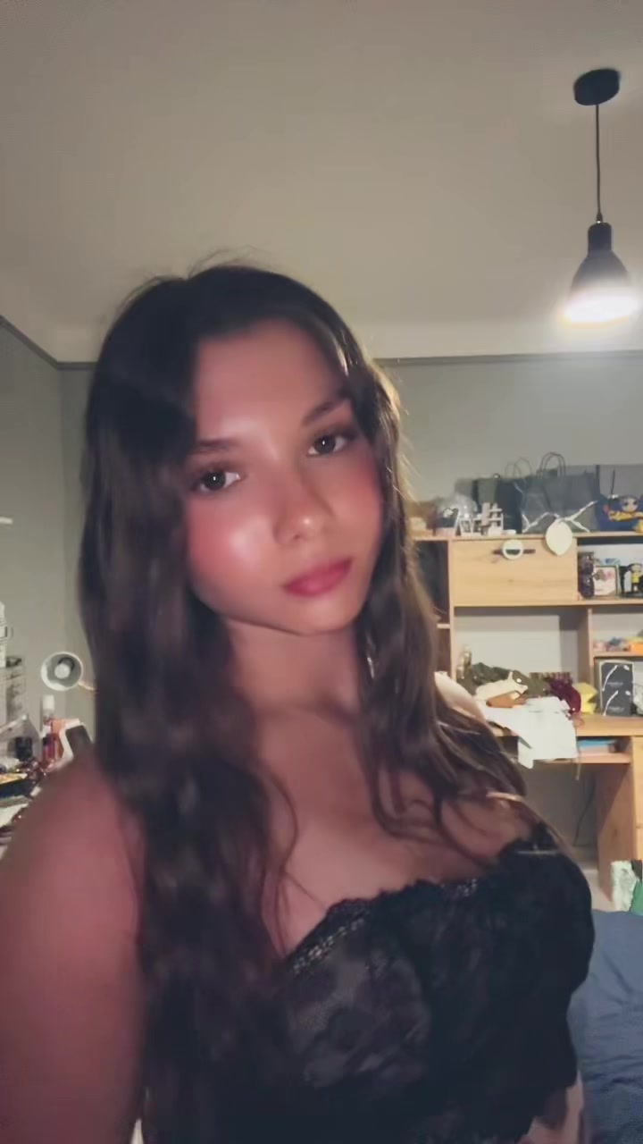 @𝗲𝗺𝘆