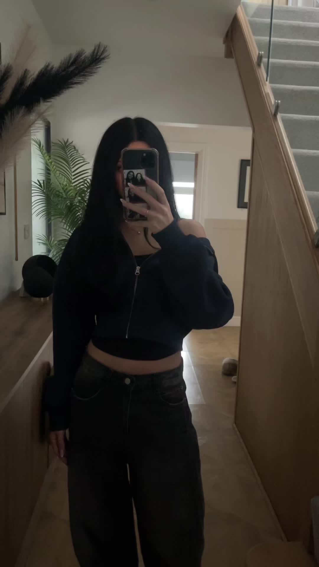 @ella