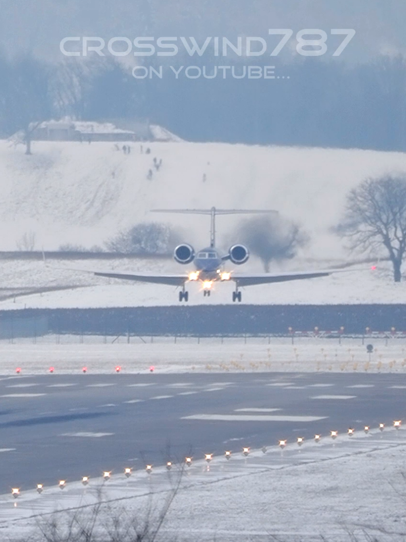@RWY28