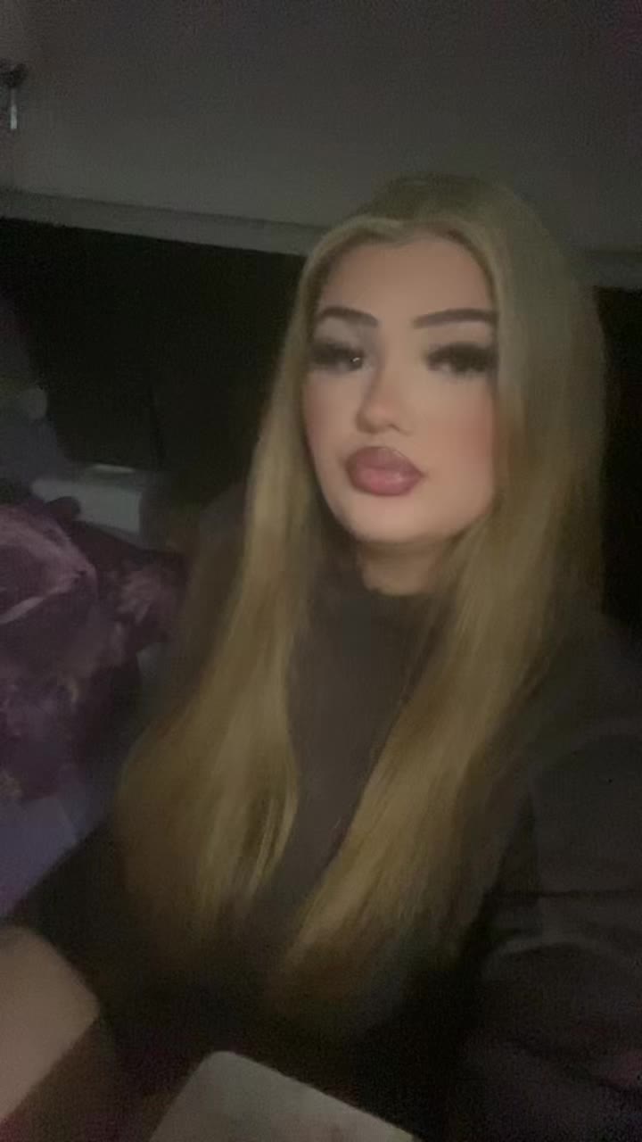 @lydiaa x