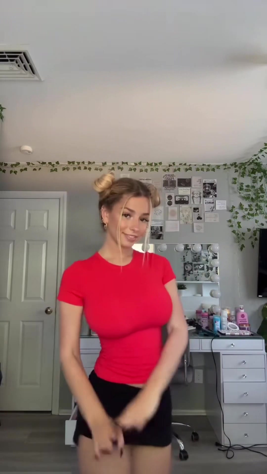 @Kxr