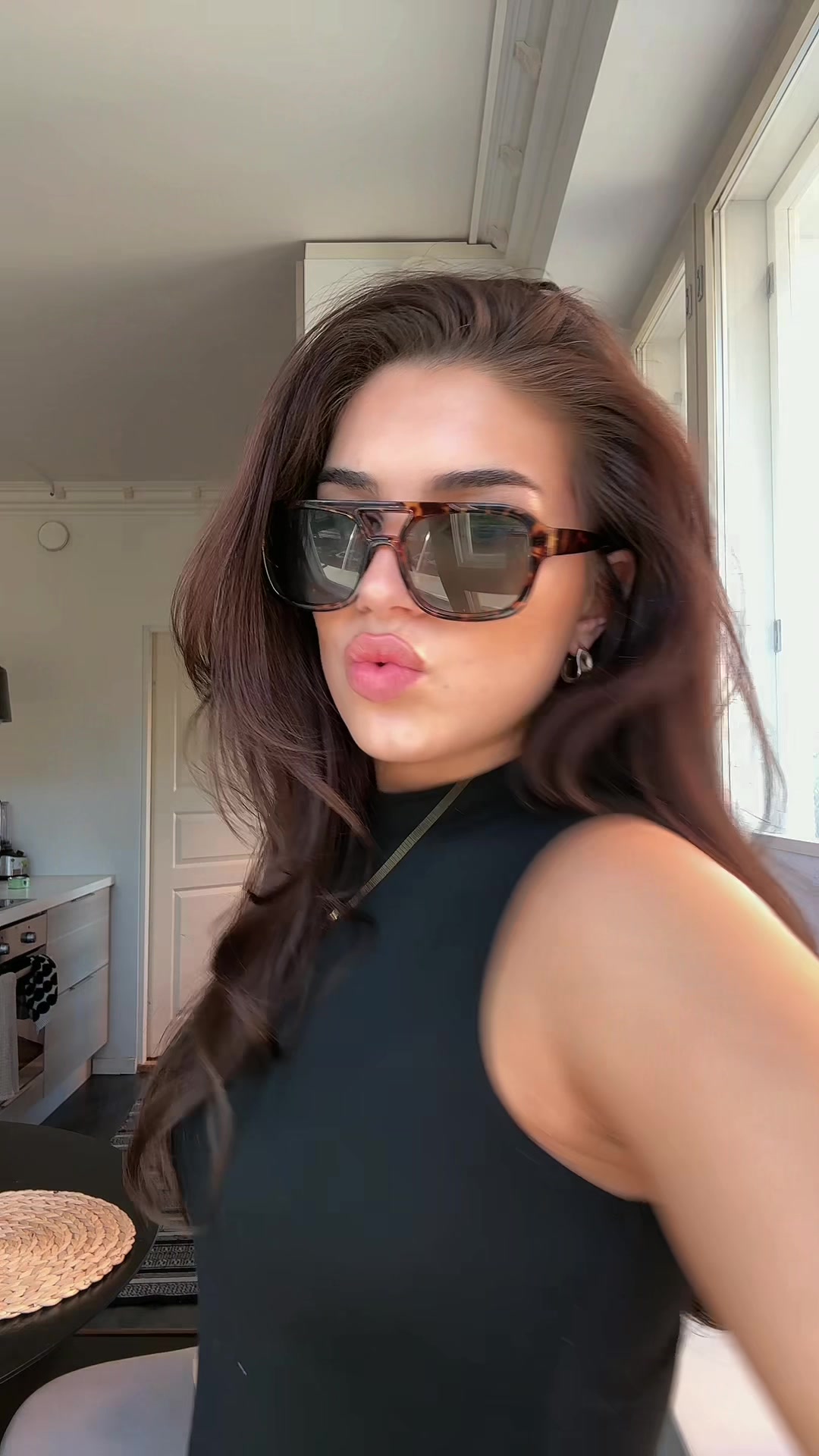 @𝑴𝑨𝑹𝑰𝑲𝑨✨