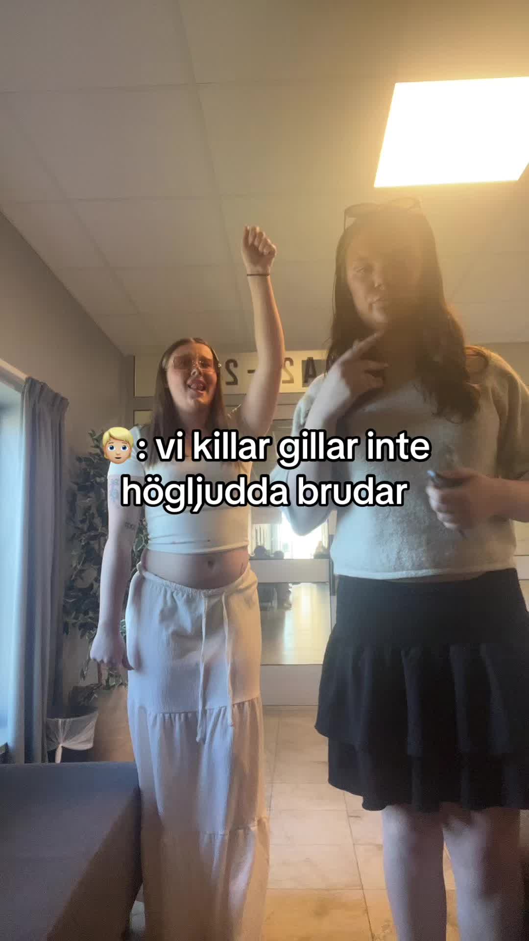 @Tindra_s