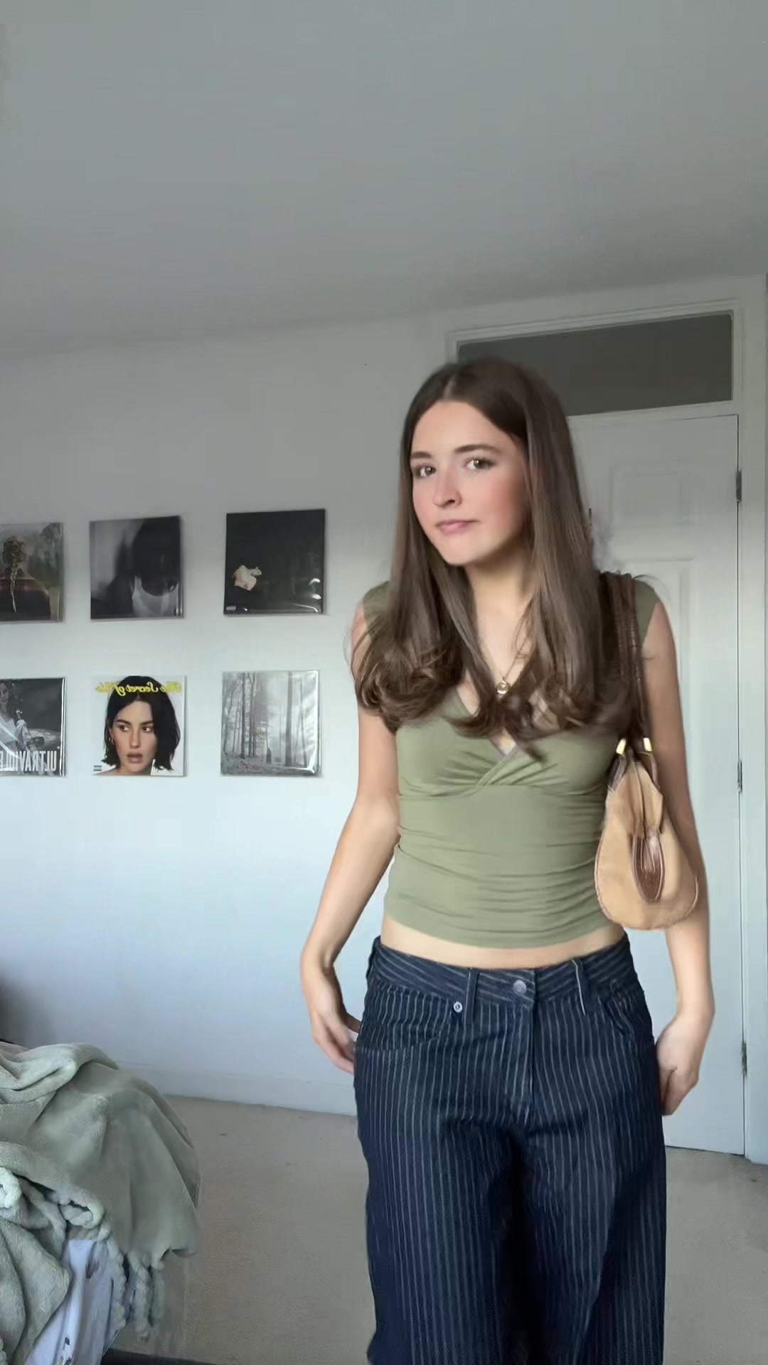 @phoebe ✮⋆˙