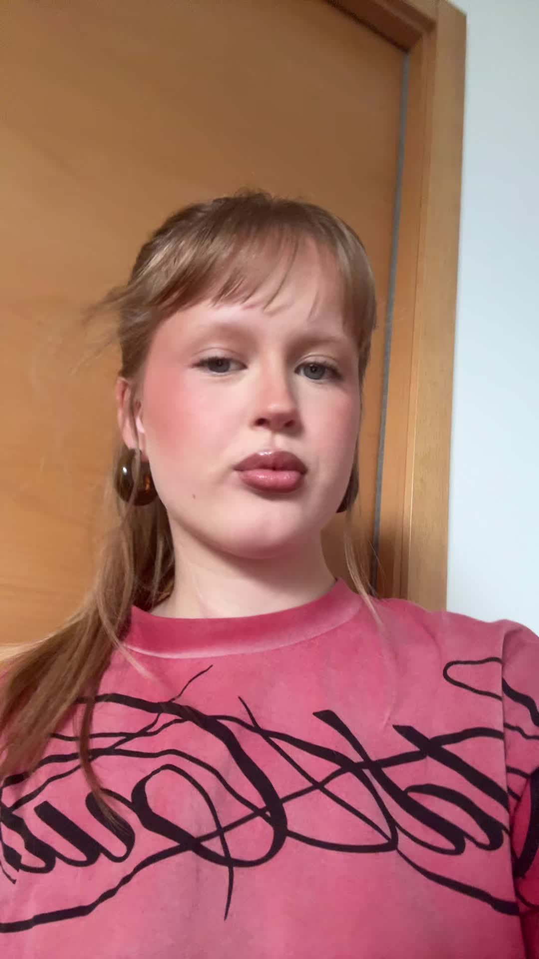 @️