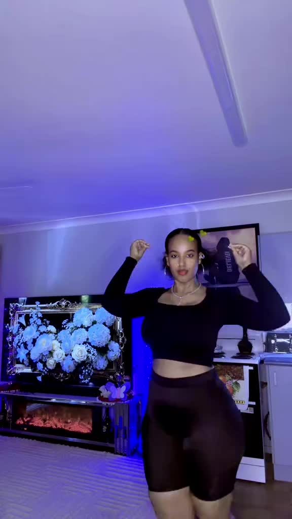 @►𝕤𝕚𝕞𝕠𝕟◀🥷🏿🦅::