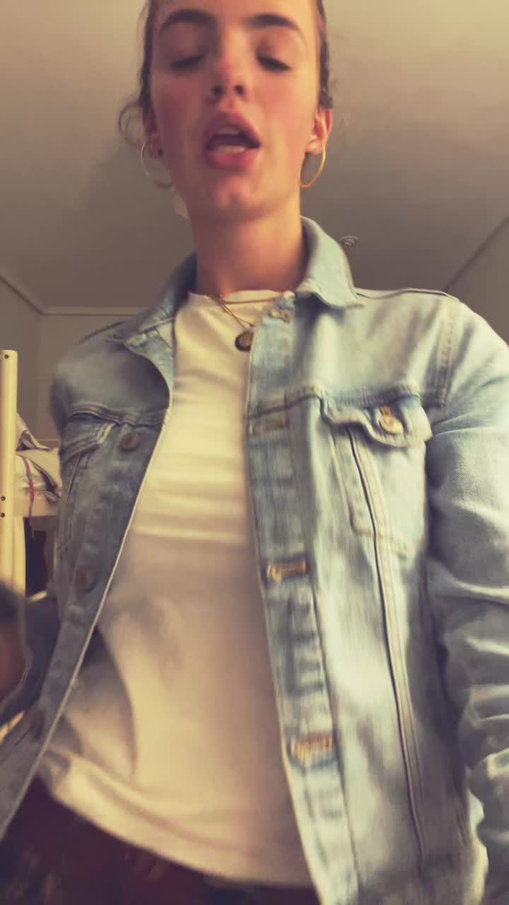 @meryyy