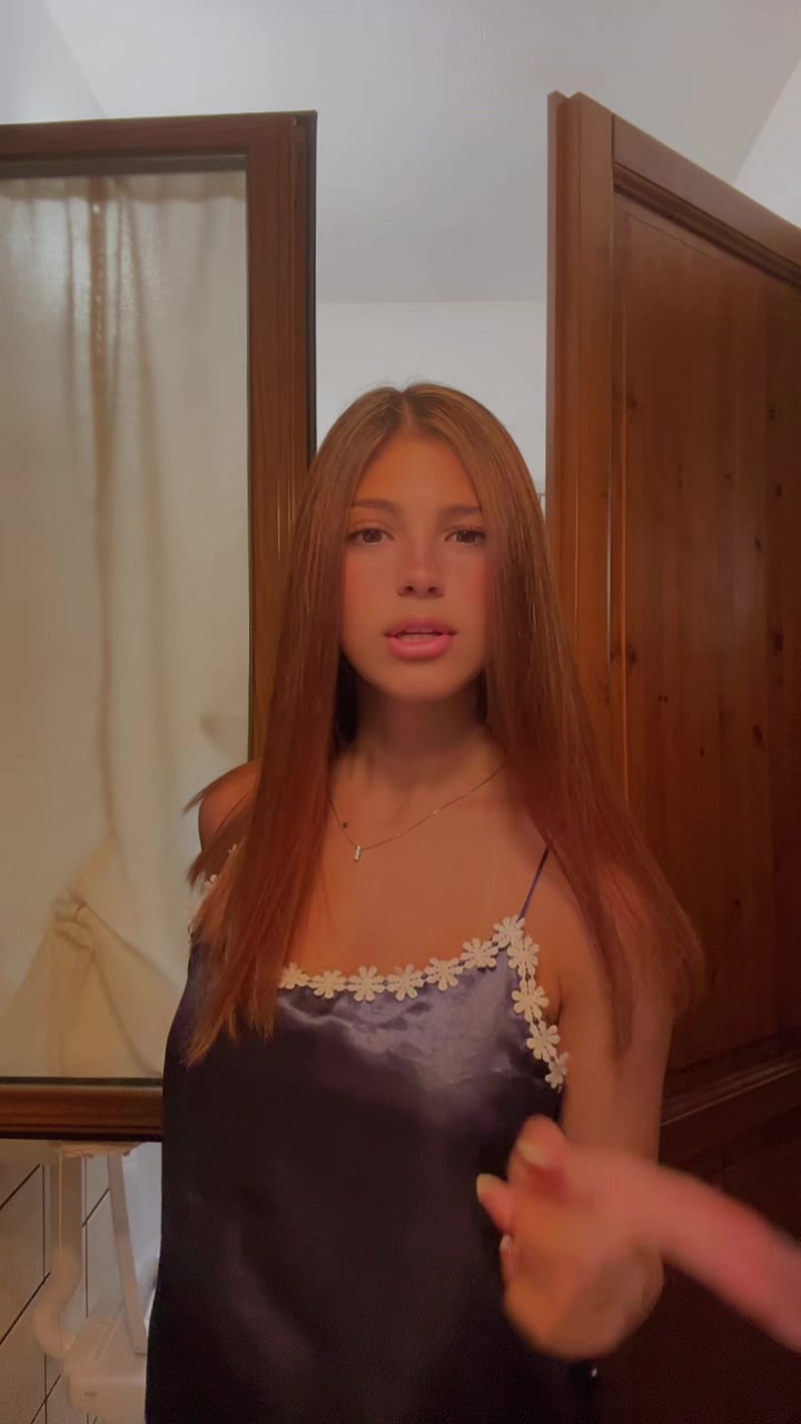 @Valeria_ottaa