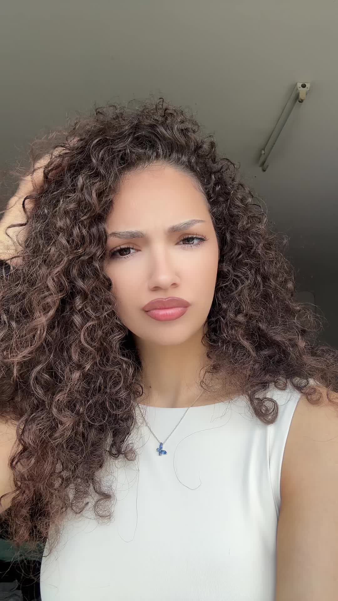 @𝚎𝚜𝚝𝚎𝚛𝚊♡