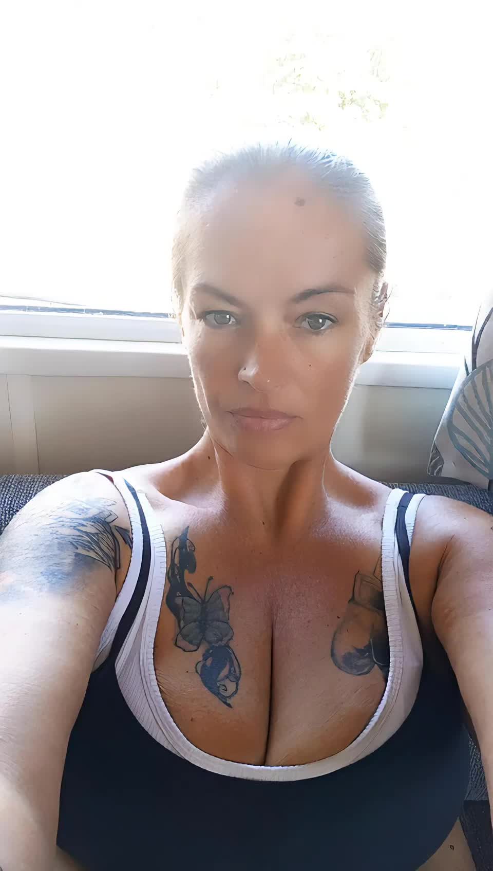 @Emma Robson
