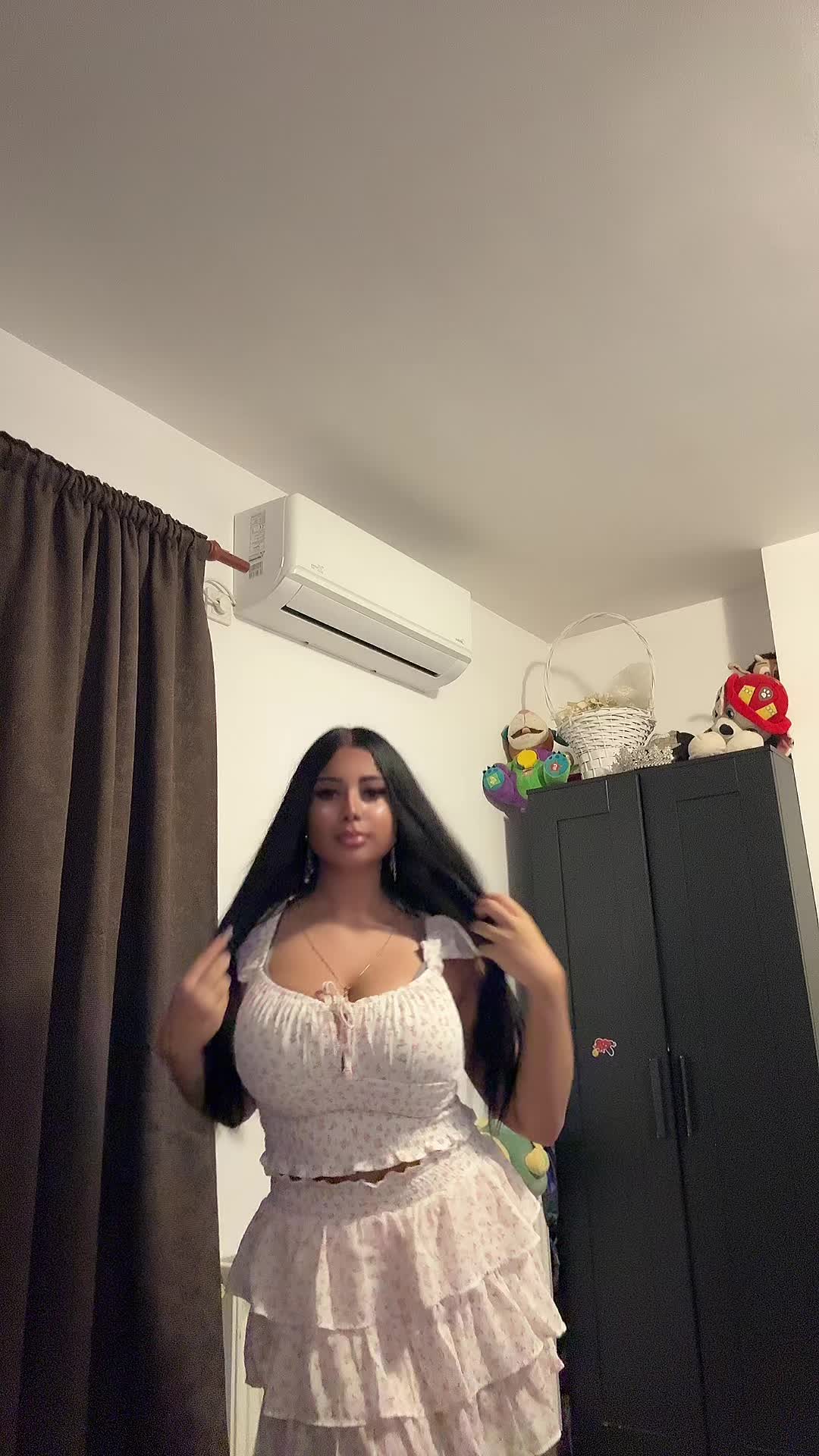 @𝕮𝖔𝖘𝖒𝖎𝖓𝖆 🖤