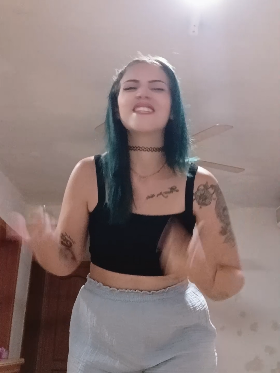 @mellamanreich_