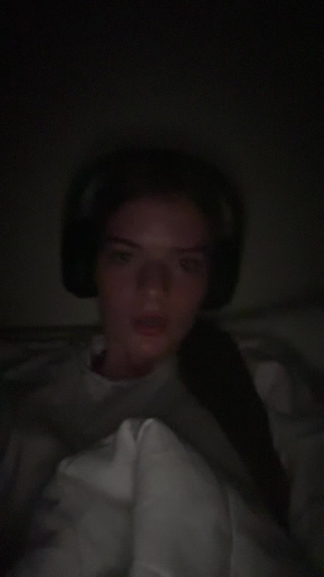 @𝓔𝓑♥️