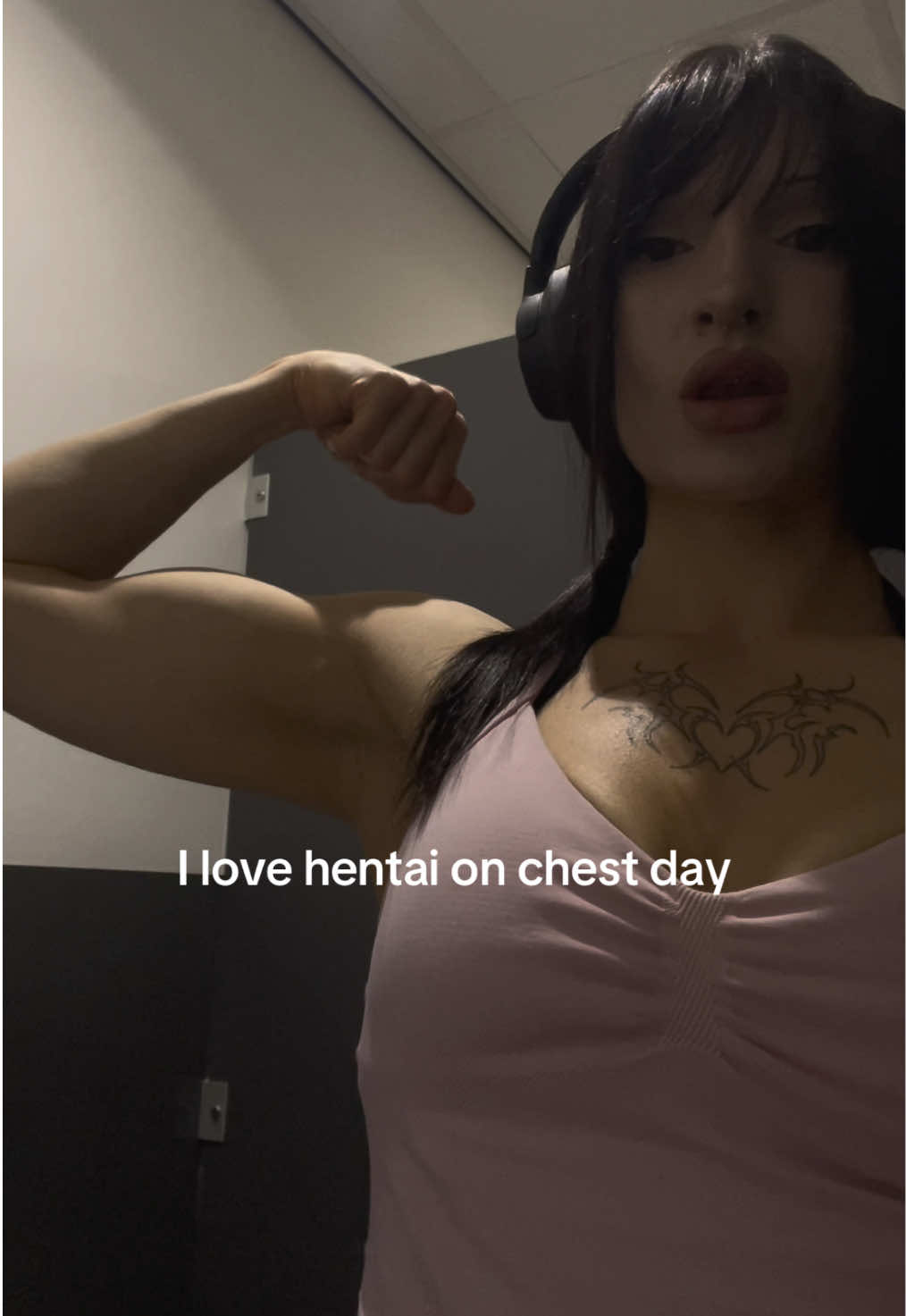 @muscled0ll