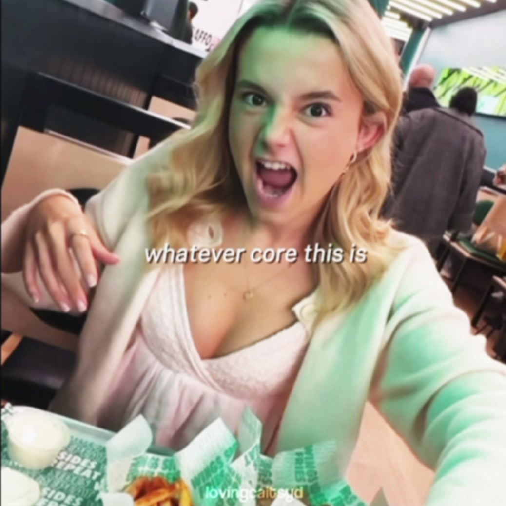 @𝐂𝐡𝐥𝐨ᥫ᭡