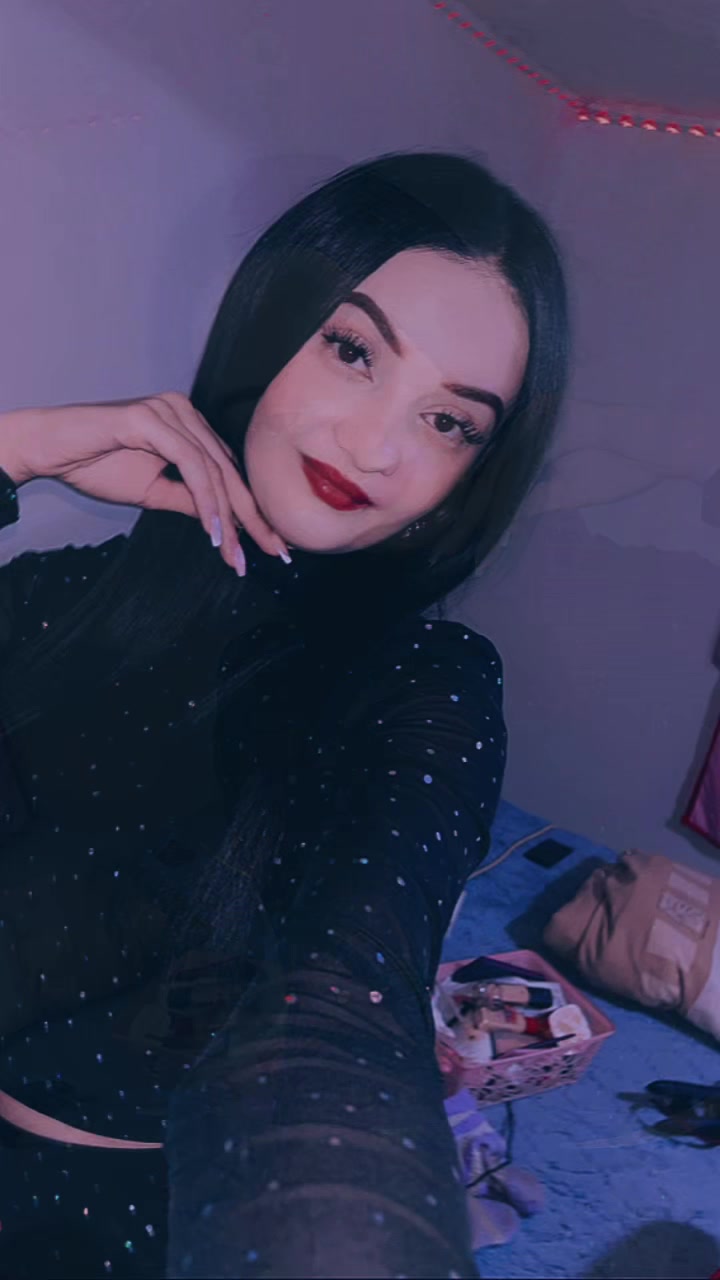 @Anaszkaaa 💋✌
