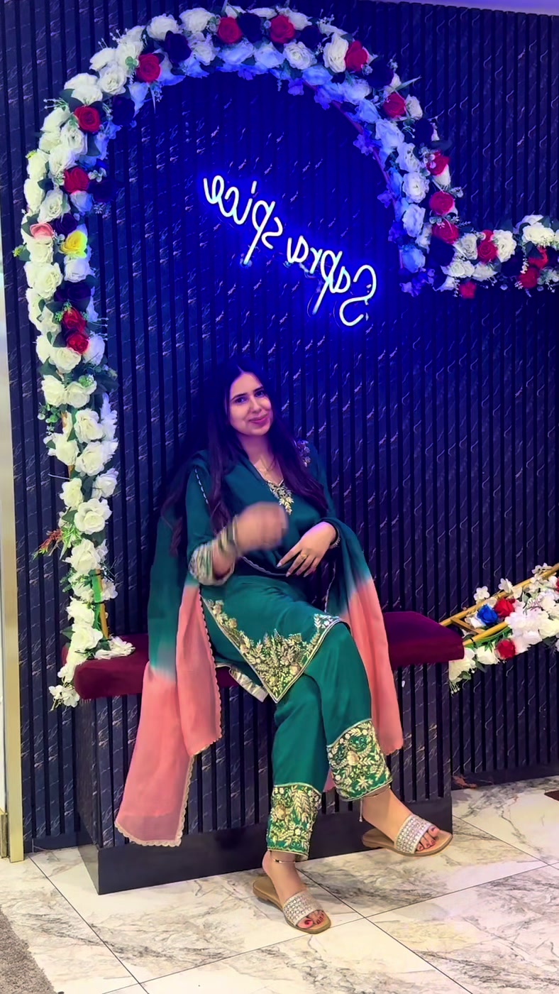 @ਰੀਆ 🌹
