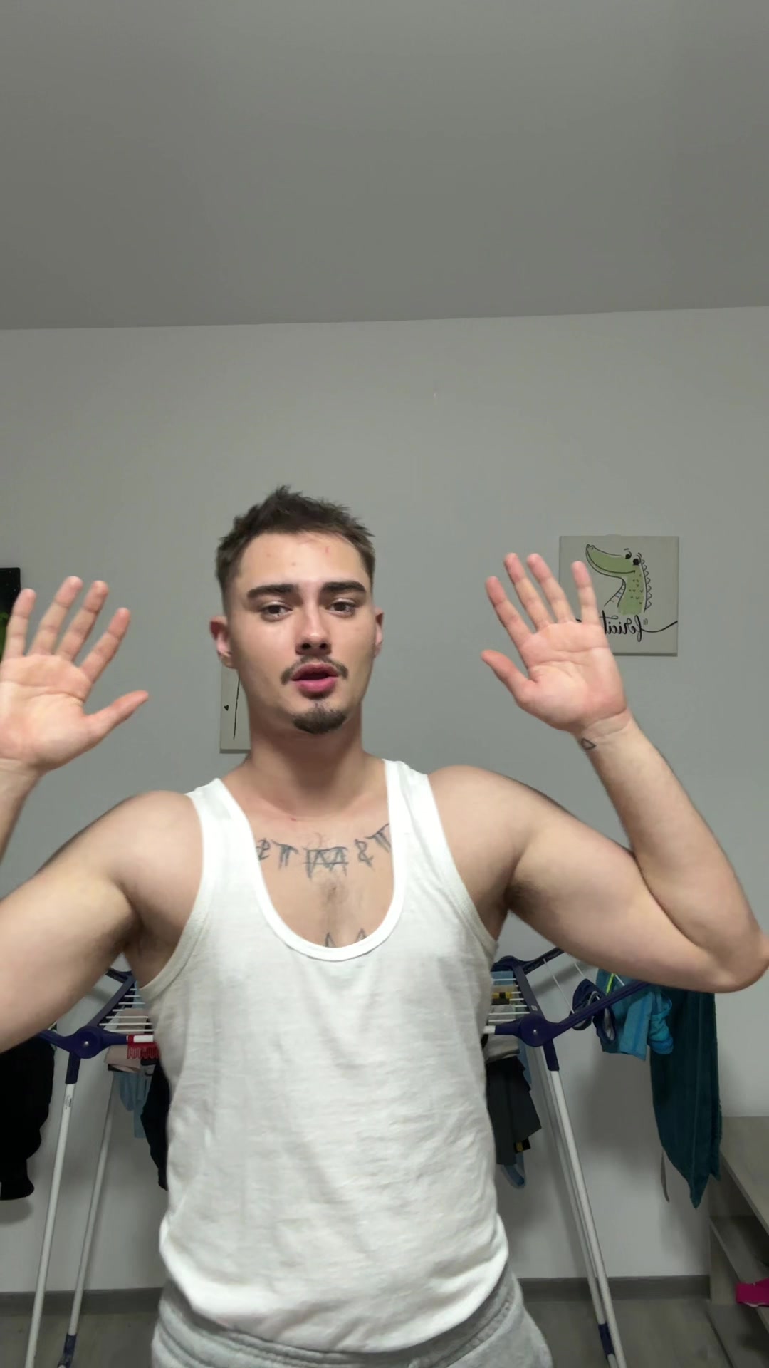 @motescuu