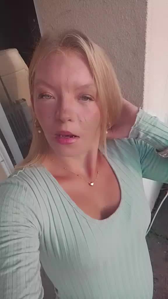 @Nicole