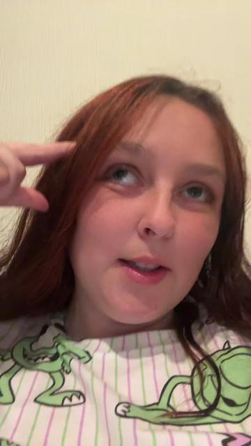 @chloe.Louise madden 2002