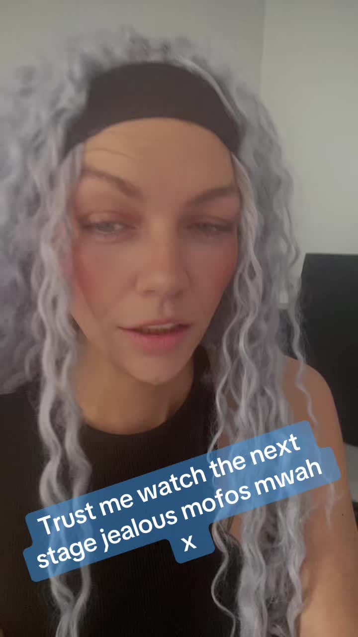 @KirstyCoxxies😈🌶️