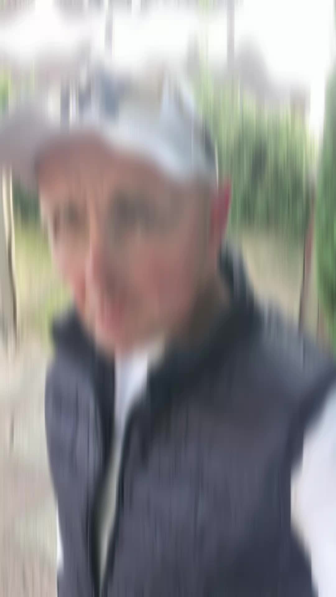 @Genuineseansaundersworld