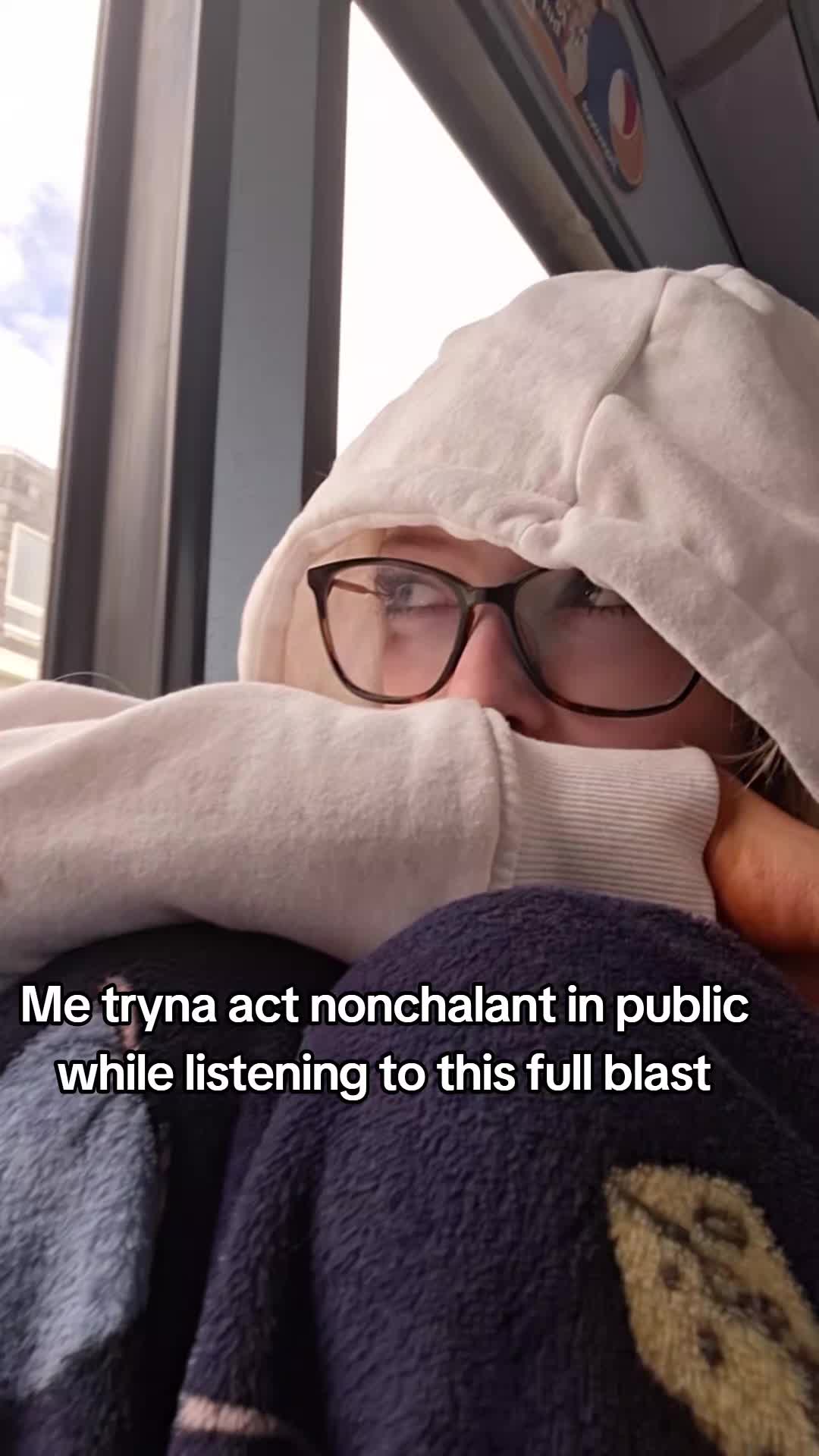 @️