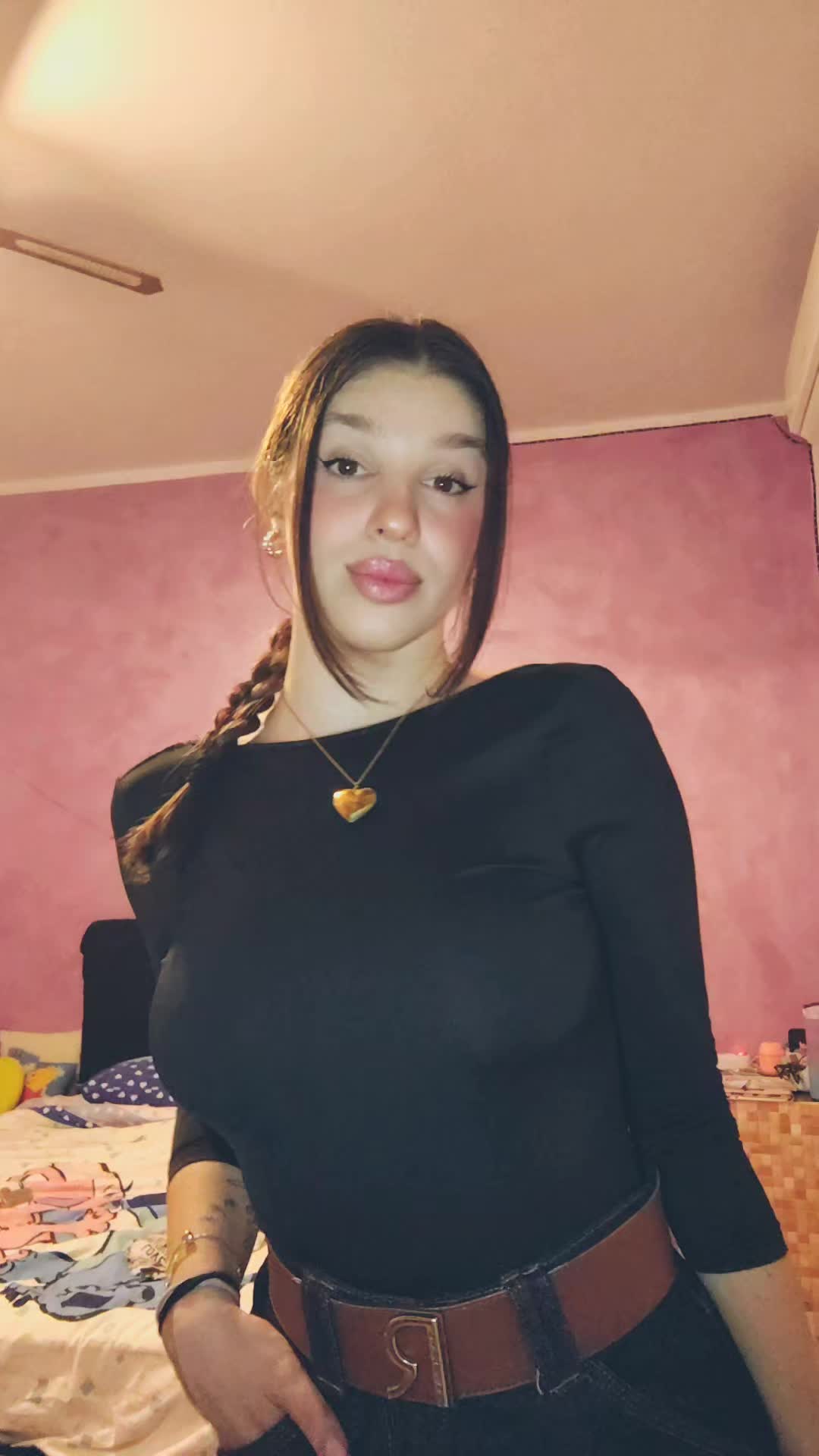 @Sissi ๐