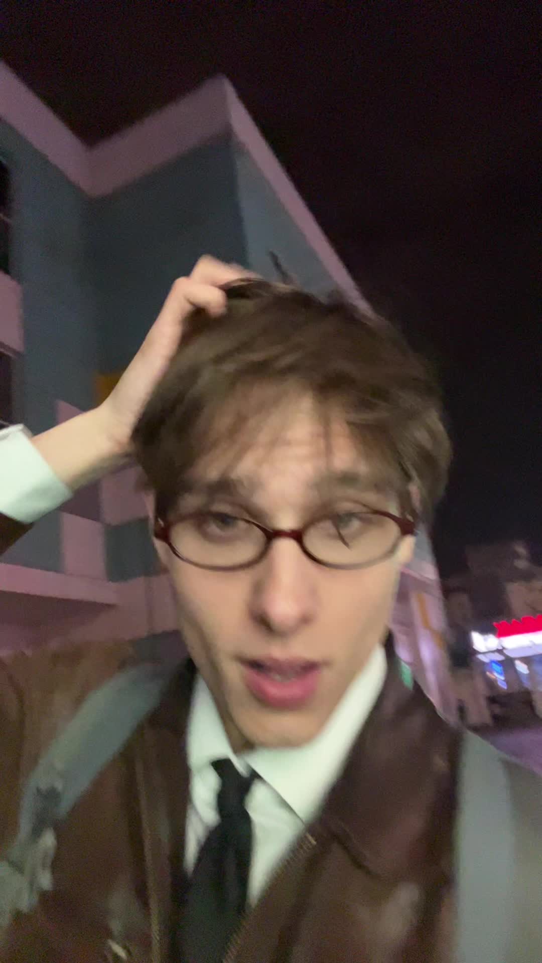 @lukas