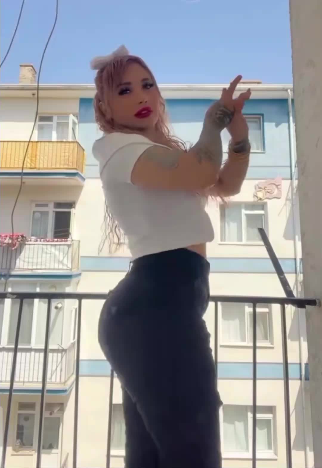 @aşkokuşko
