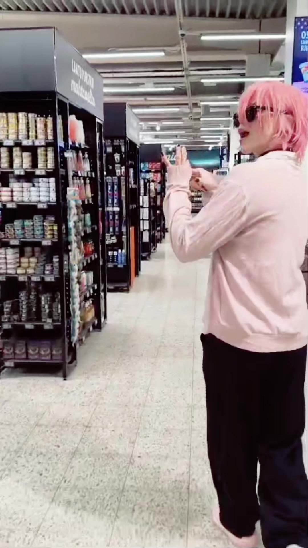 @ʟᴏʀi⊹₊⟡⋆⊹ ࣪ ˖
