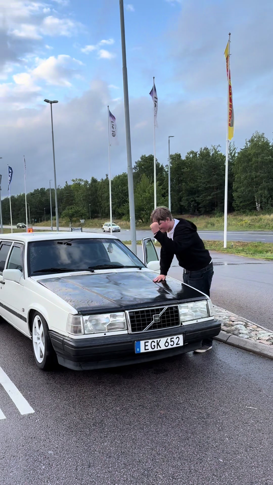 @𝐸𝒷𝒷𝒶 𝐵𝒶𝒸𝓀𝓂𝒶𝓃🏎️💨