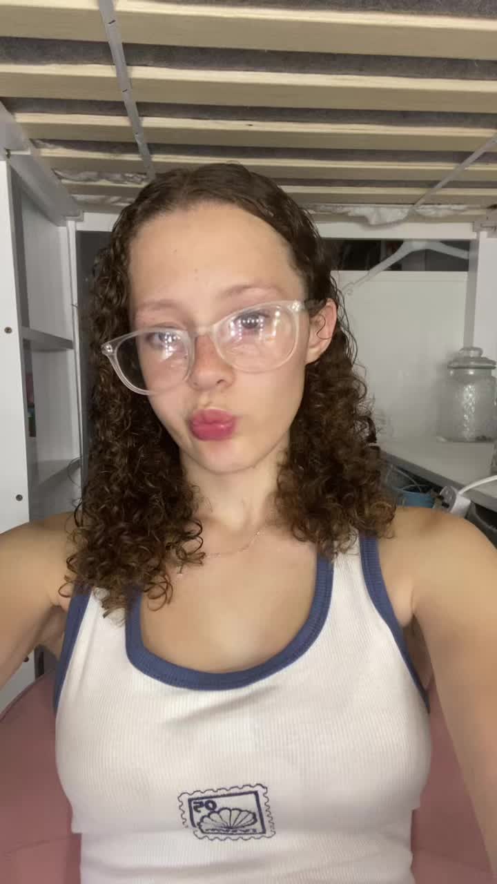 @freyaxoxo