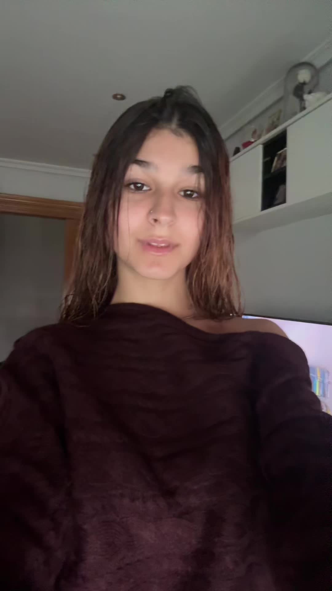 @Iraa