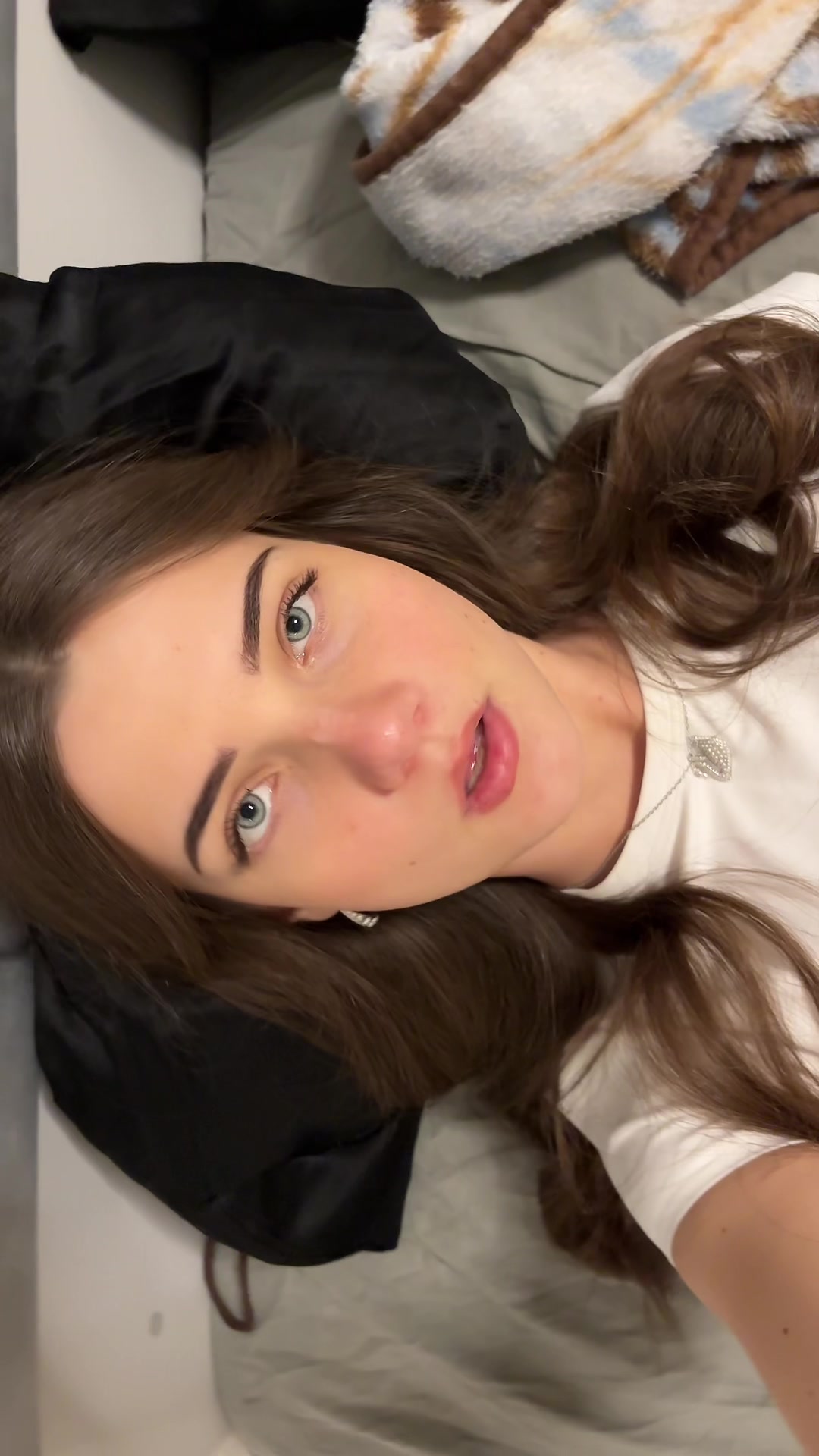 @🧫