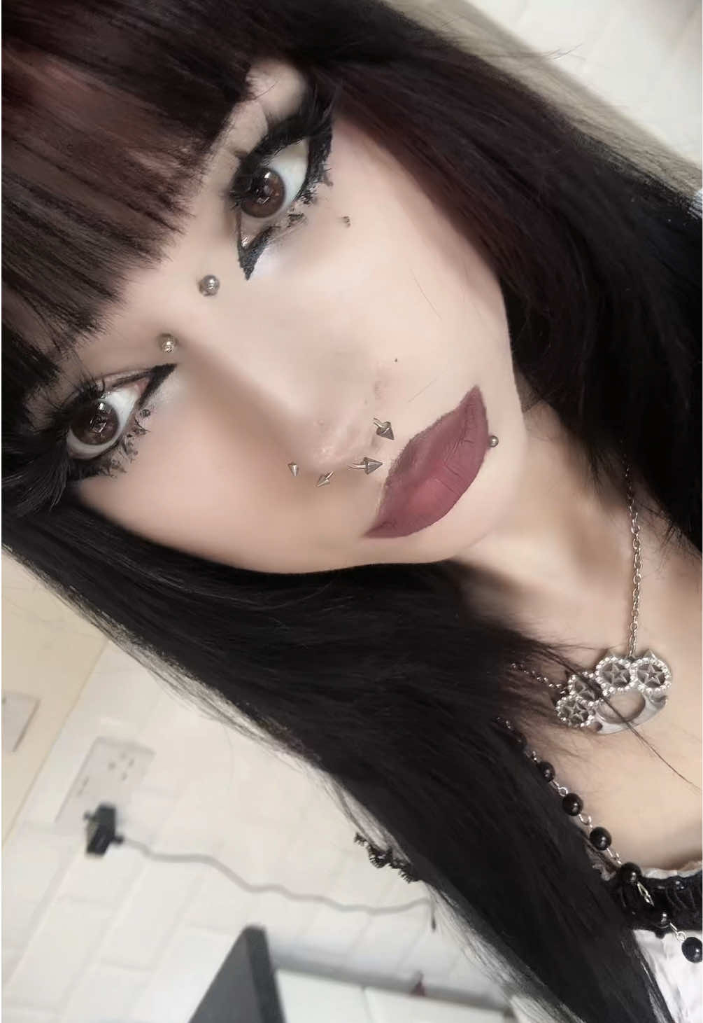 @valeoftears