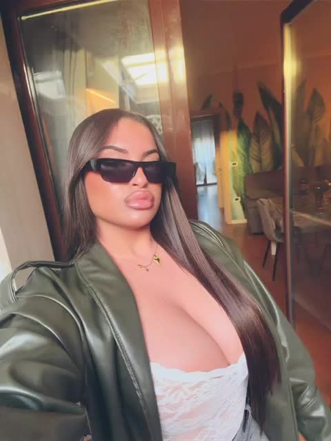 @Nena👧🏽