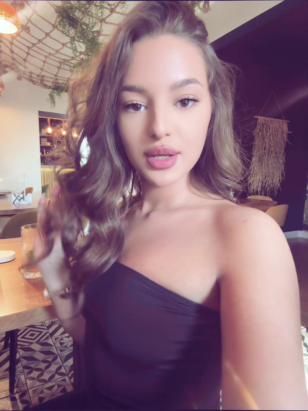 @𝖓𝖔𝖗𝖆💗