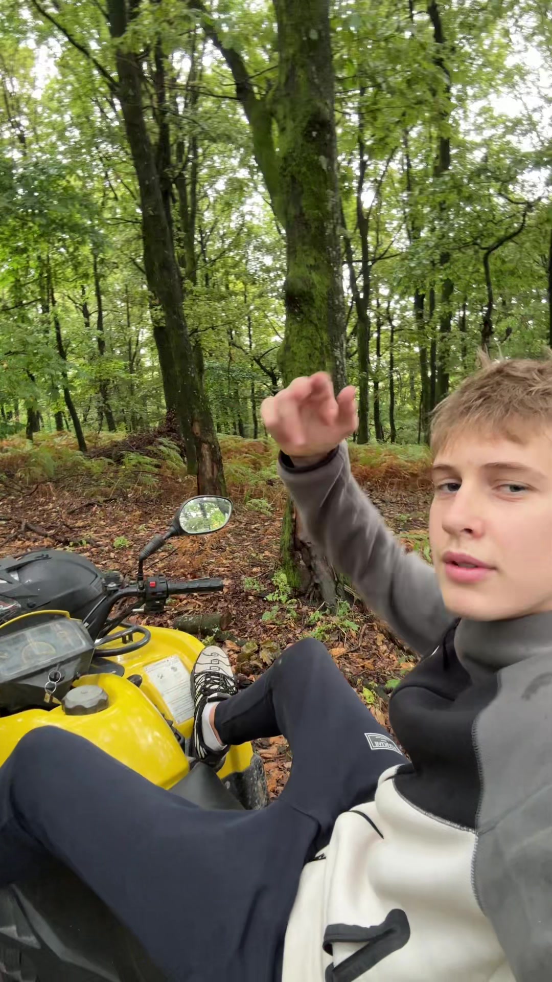 @Janzek