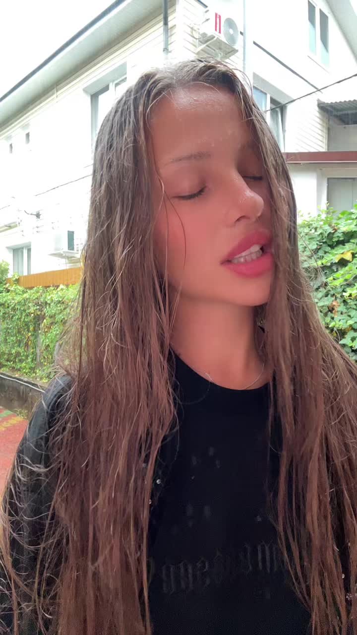 @Yulia