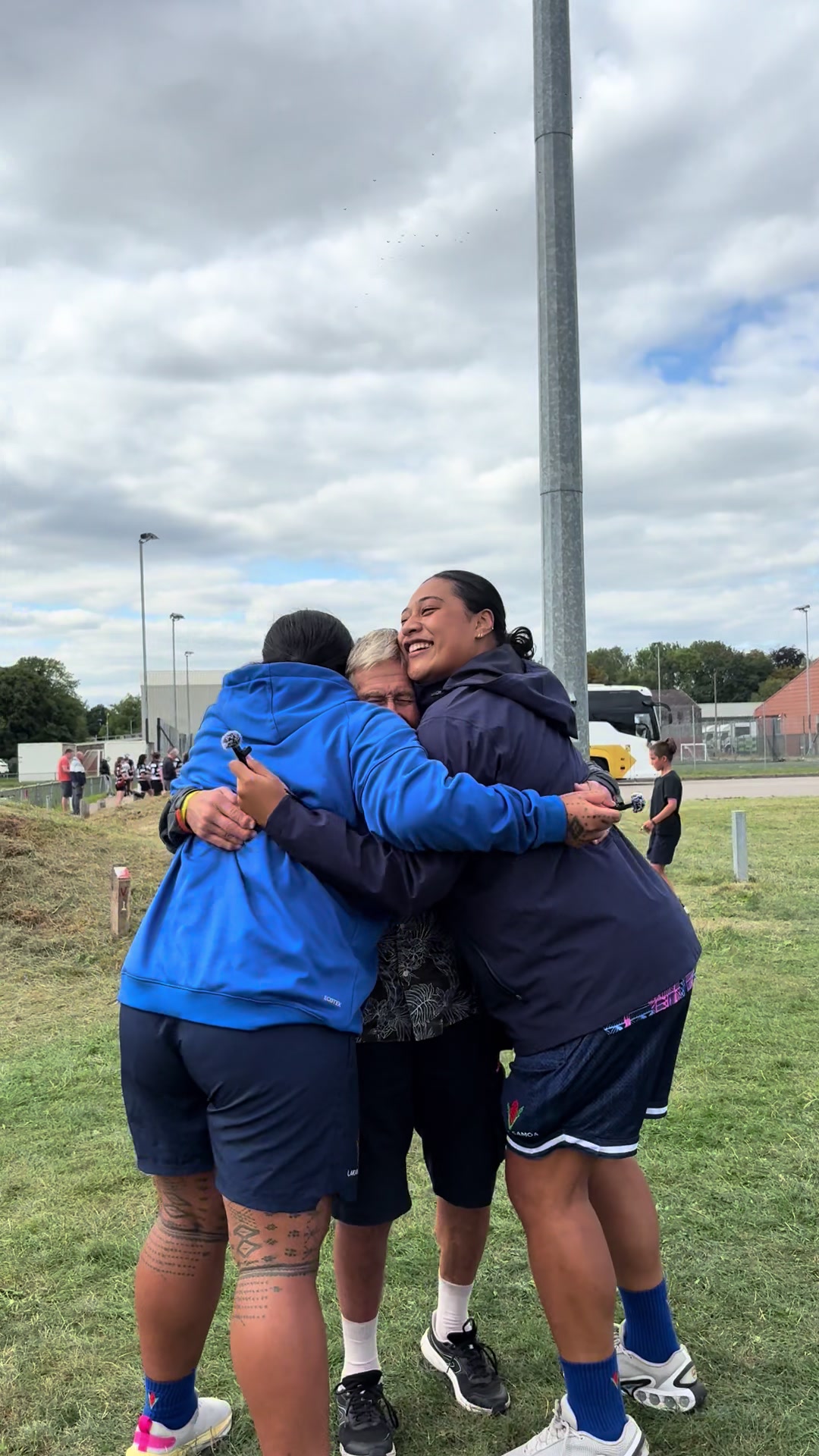 @MANUSINA