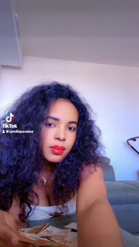 @Djamila peresse