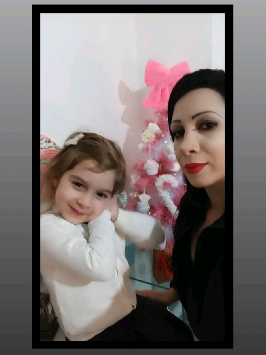@Valeria Nefertiri