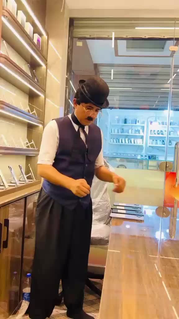 @Charlie In Pakistan